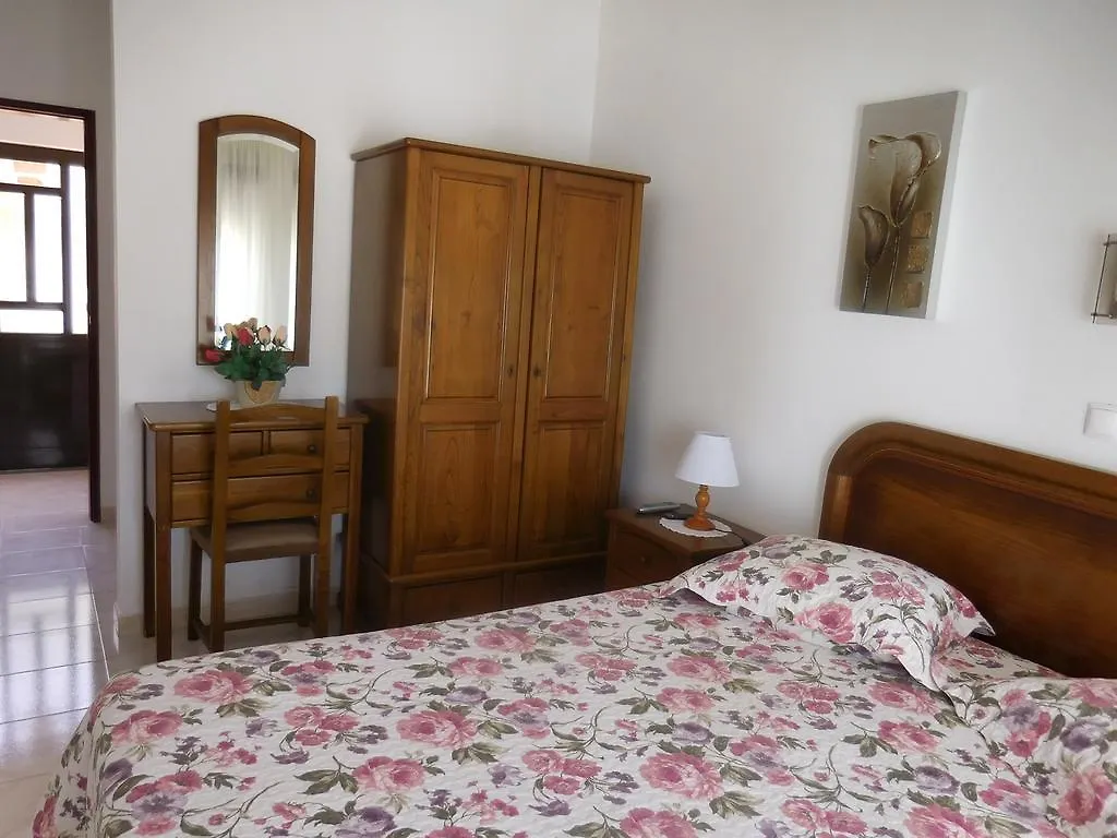 Guesthouse Luar Odeceixe Pensión